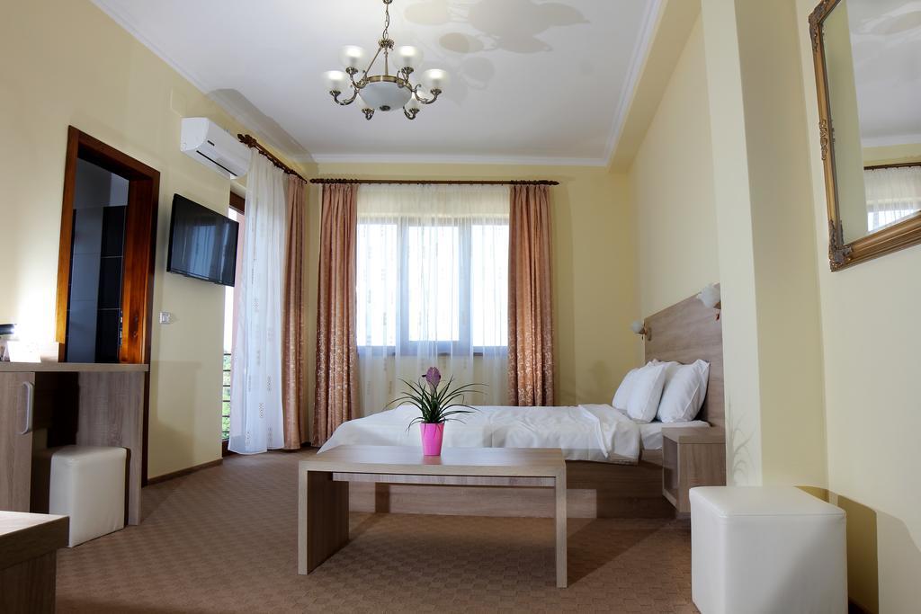 Vila Etikette Baile Felix Room photo